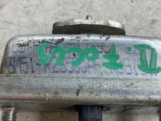 bontott FORD FOCUS II Jobb hátsó Ajtóhatároló