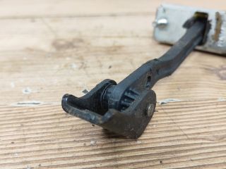 bontott FORD FOCUS II Jobb hátsó Ajtóhatároló