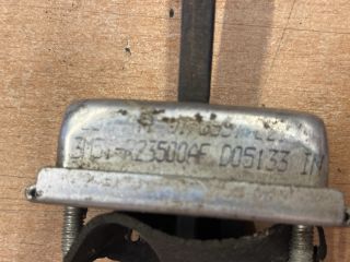 bontott FORD FOCUS II Jobb hátsó Ajtóhatároló