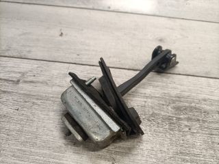 bontott FORD FOCUS II Jobb hátsó Ajtóhatároló