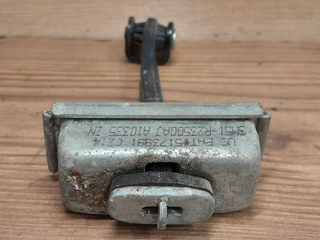 bontott FORD FOCUS II Jobb hátsó Ajtóhatároló