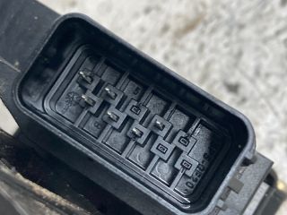 bontott FORD FOCUS II Jobb hátsó Ajtózár