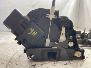 bontott FORD FOCUS II Jobb hátsó Ajtózár