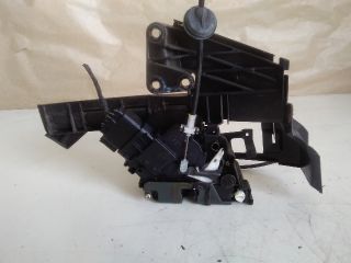 bontott FORD FOCUS II Jobb hátsó Ajtózár