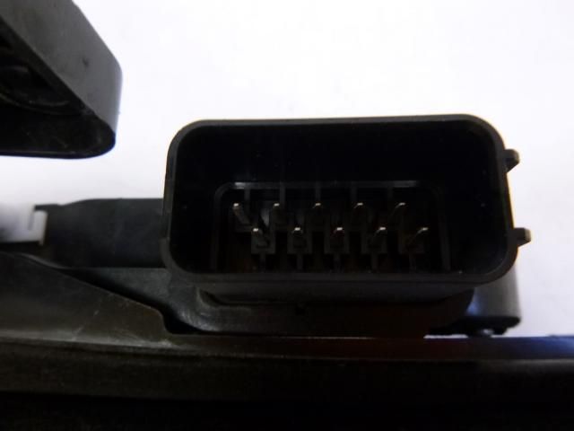 bontott FORD FOCUS II Jobb hátsó Ajtózár