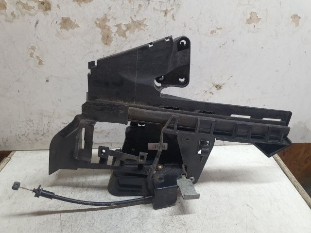 bontott FORD FOCUS II Jobb hátsó Ajtózár