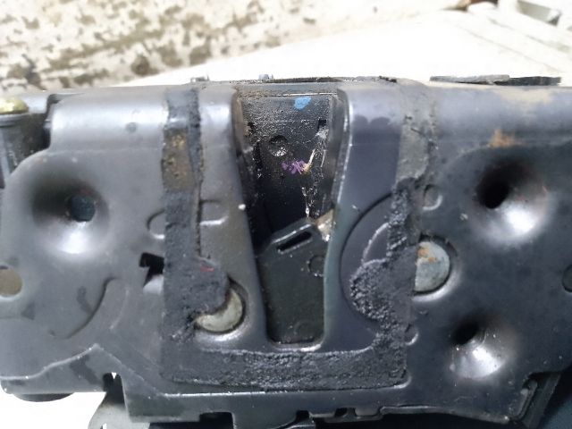 bontott FORD FOCUS II Jobb hátsó Ajtózár