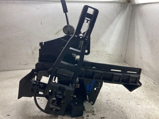 bontott FORD FOCUS II Jobb hátsó Ajtózár