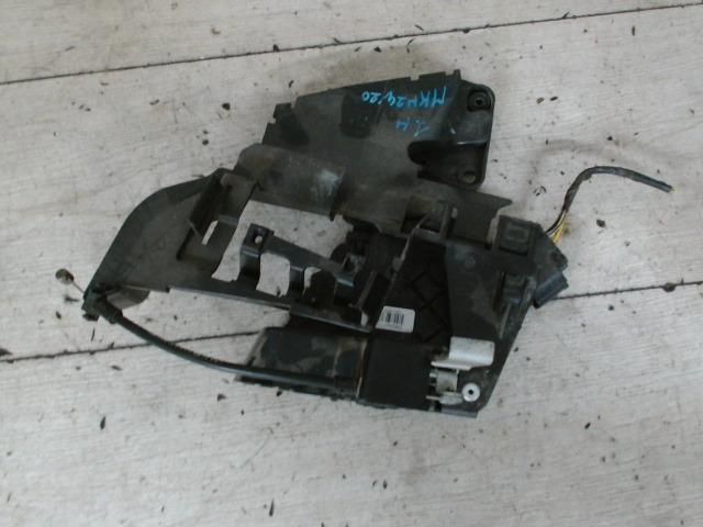 bontott FORD FOCUS II Jobb hátsó Ajtózár