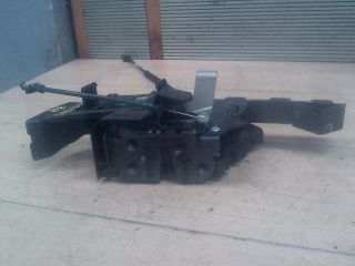 bontott FORD FOCUS II Jobb hátsó Ajtózár