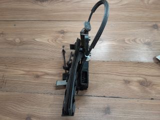 bontott FORD FOCUS II Jobb hátsó Ajtózár