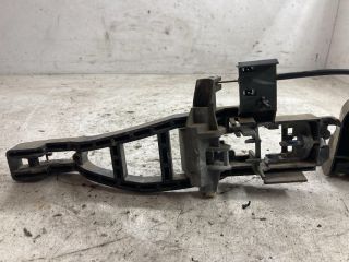 bontott FORD FOCUS II Jobb hátsó Ajtózár