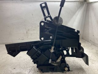 bontott FORD FOCUS II Jobb hátsó Ajtózár