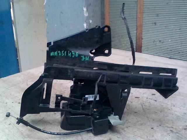 bontott FORD FOCUS II Jobb hátsó Ajtózár