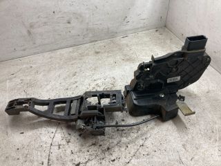 bontott FORD FOCUS II Jobb hátsó Ajtózár