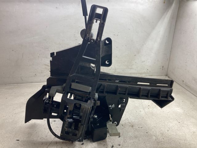 bontott FORD FOCUS II Jobb hátsó Ajtózár