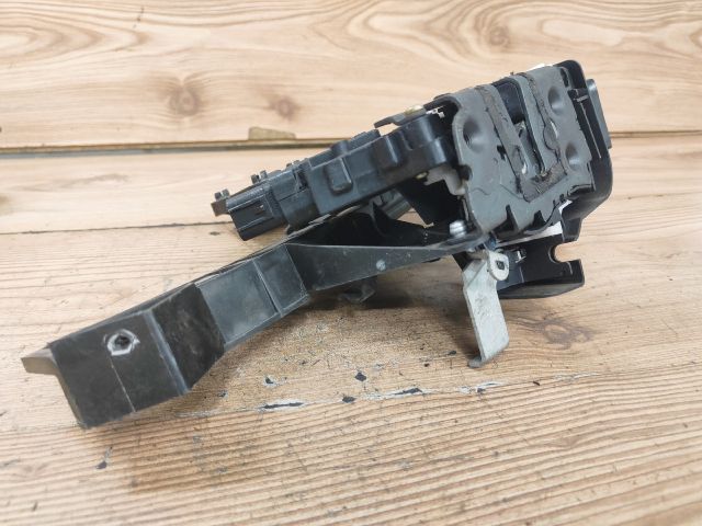 bontott FORD FOCUS II Jobb hátsó Ajtózár