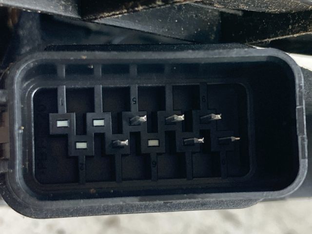 bontott FORD FOCUS II Jobb hátsó Ajtózár