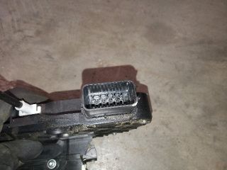 bontott FORD FOCUS II Jobb hátsó Ajtózár