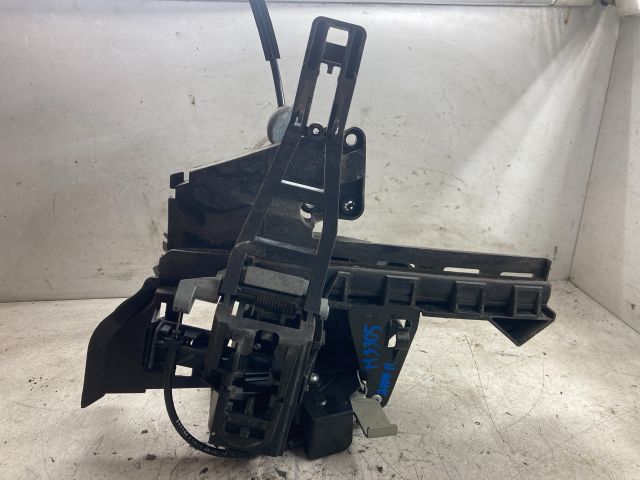 bontott FORD FOCUS II Jobb hátsó Ajtózár