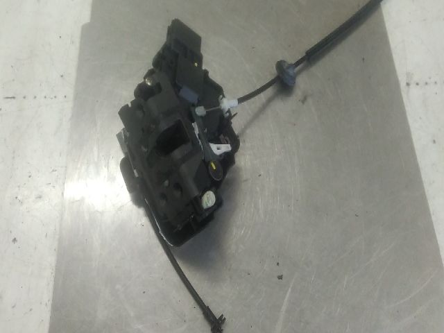 bontott FORD FOCUS II Jobb hátsó Ajtózár