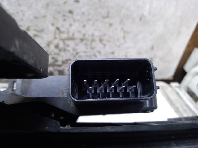 bontott FORD FOCUS II Jobb hátsó Ajtózár