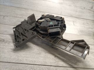 bontott FORD FOCUS II Jobb hátsó Ajtózár