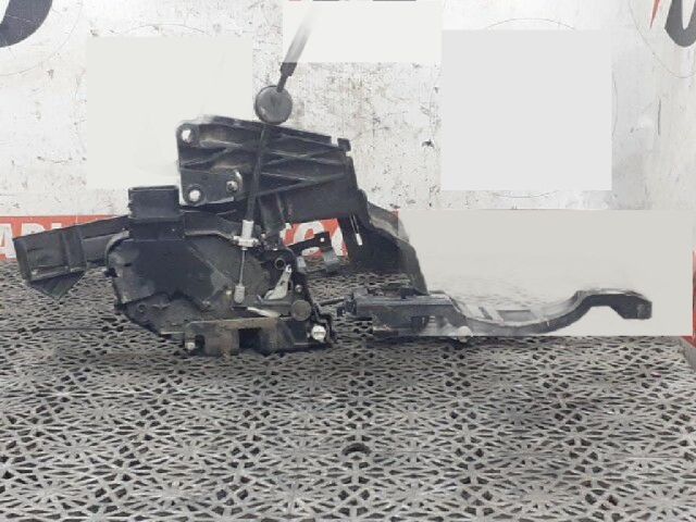 bontott FORD FOCUS II Jobb hátsó Ajtózár