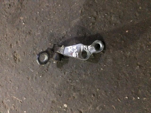 bontott FORD FOCUS II Jobb hátsó Alsó Zsanér