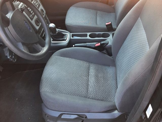 bontott FORD FOCUS II Jobb hátsó Fejtámla