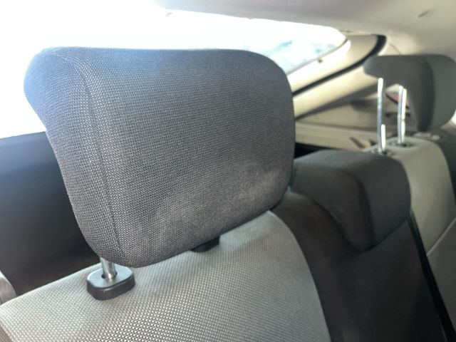 bontott FORD FOCUS II Jobb hátsó Fejtámla