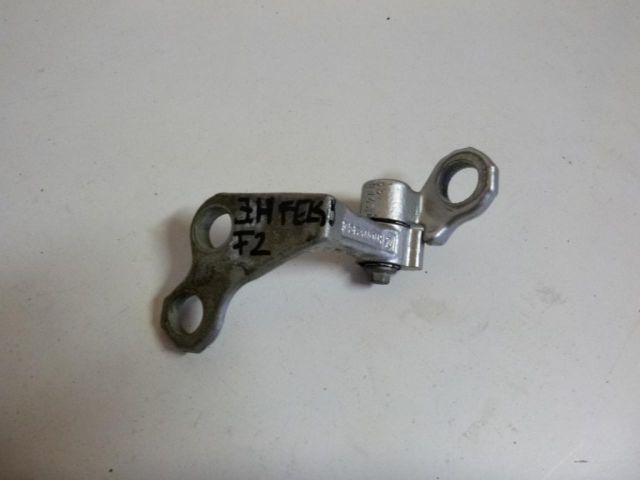 bontott FORD FOCUS II Jobb hátsó Felső Zsanér