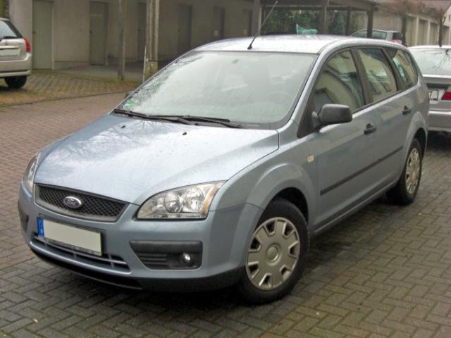 bontott FORD FOCUS II Jobb hátsó Felső Zsanér