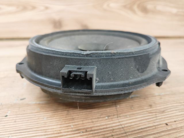 bontott FORD FOCUS II Jobb hátsó Hangszóró