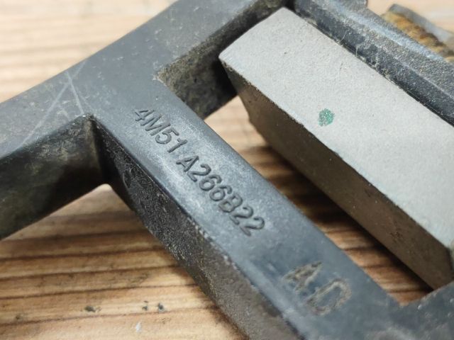 bontott FORD FOCUS II Jobb hátsó Külső Kilincs