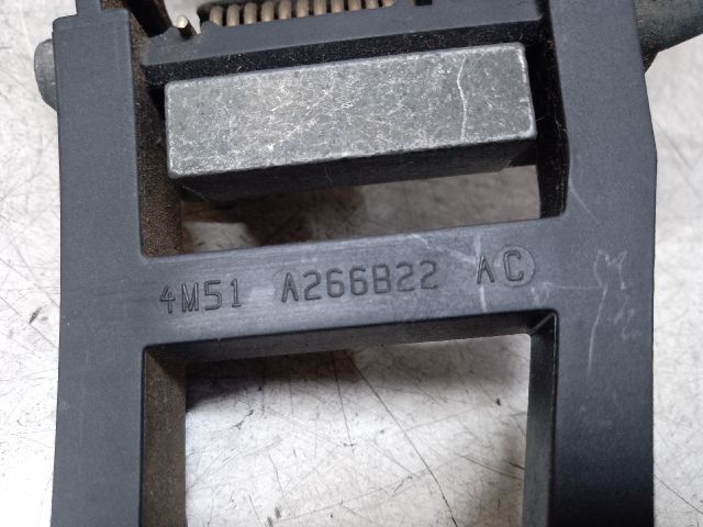 bontott FORD FOCUS II Jobb hátsó Külső Kilincsfészek