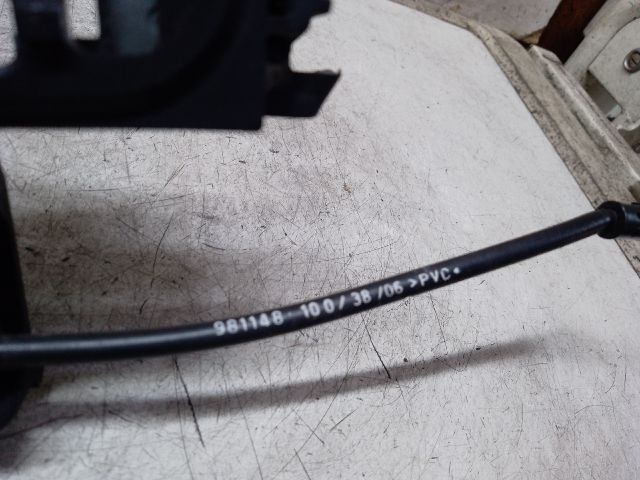 bontott FORD FOCUS II Jobb hátsó Külső Kilincsfészek