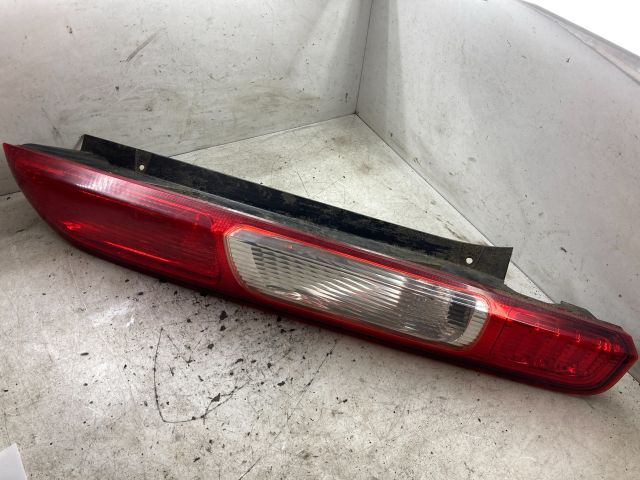 bontott FORD FOCUS II Jobb Hátsó Lámpa