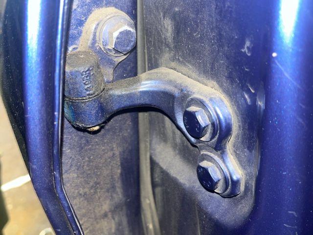 bontott FORD FOCUS II Jobb hátsó Zsanér