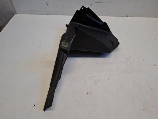 bontott FORD FOCUS II Jobb Hűtő Légterelő