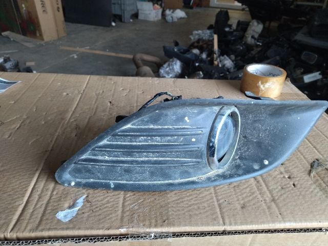 bontott FORD FOCUS II Jobb Ködfényszóró