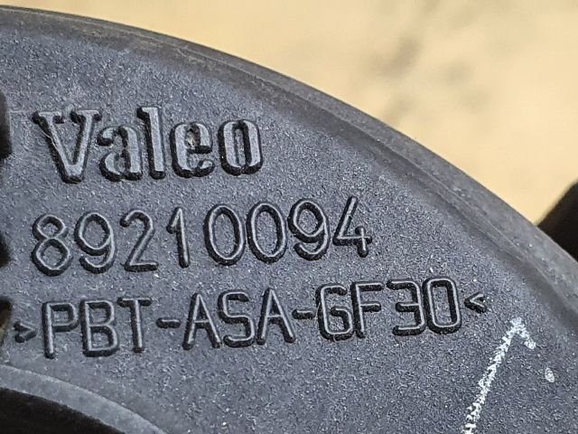 bontott FORD FOCUS II Jobb Ködfényszóró