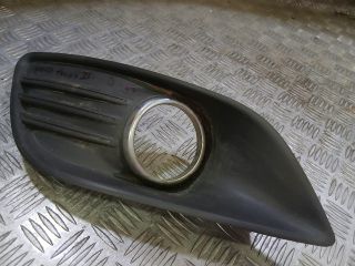 bontott FORD FOCUS II Jobb Ködlámpa Rács