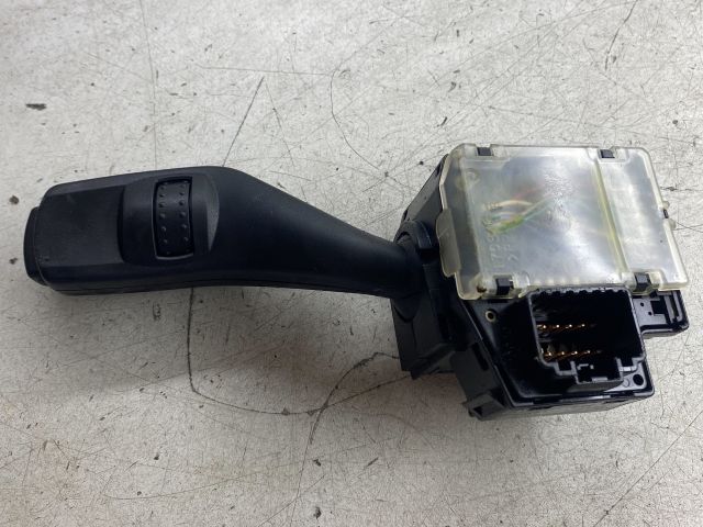 bontott FORD FOCUS II Jobb Kormánykapcsoló Ablaktörlő