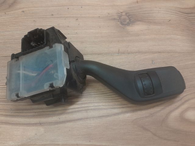 bontott FORD FOCUS II Jobb Kormánykapcsoló Ablaktörlő