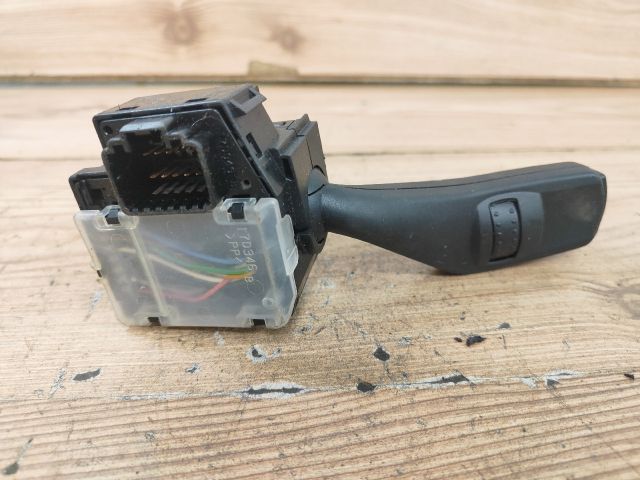 bontott FORD FOCUS II Jobb Kormánykapcsoló Ablaktörlő