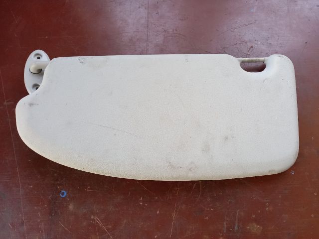 bontott FORD FOCUS II Jobb Napellenző