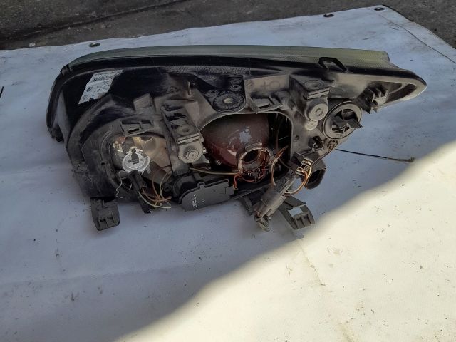 bontott FORD FOCUS II Jobb Xenon Fényszóró