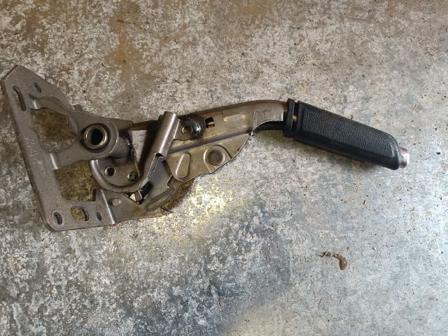 bontott FORD FOCUS II Kézifék Kar