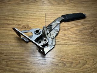 bontott FORD FOCUS II Kézifék Kar